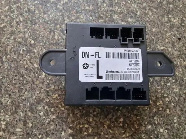 Chrysler Komfortmodul OEM 68111321AG Begagnad image 2