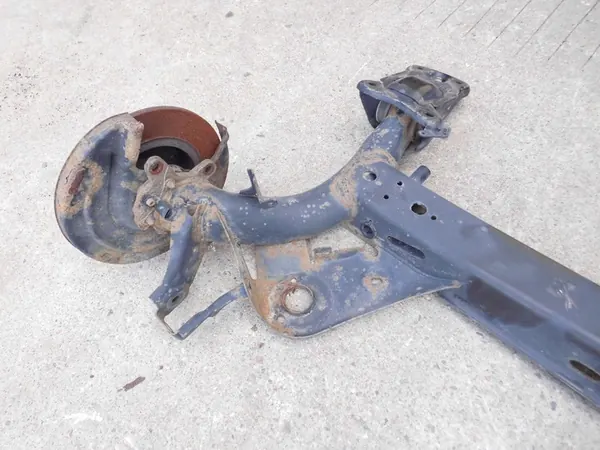 Traversa di sospensione posteriore Skoda Octavia III Seat Leon 5F image 4