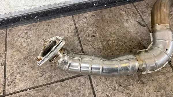 Uitlaatbeugel Opel Astra K 39201M image 6