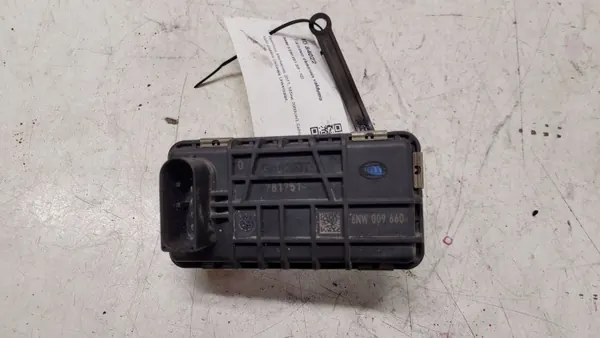 BMW Turbokompressoraktuator OEM 6NW009660 - Begagnad image 4