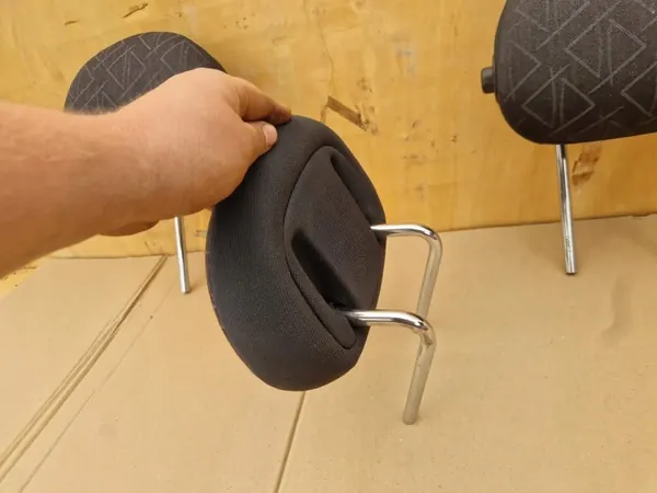 Set de apoios de cabeça traseiro OEM w203 para Mercedes C 2.2 CDI image 4
