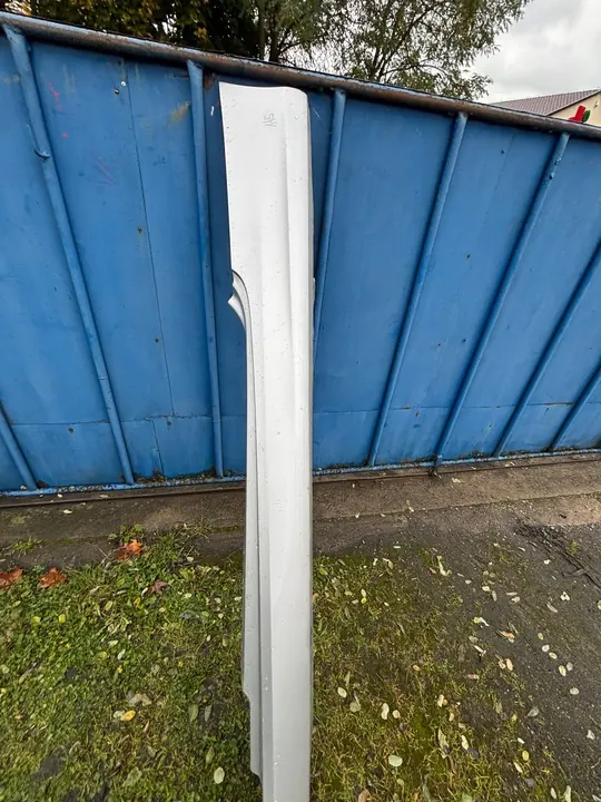 BMW E92 E93 LCI Left Side Sill Trim image 3