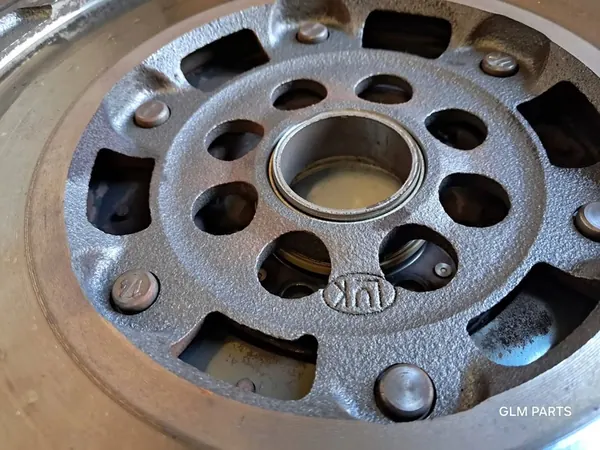 Kaksoismassakytkinsetti Citroen DS4 2.0 HDI image 4