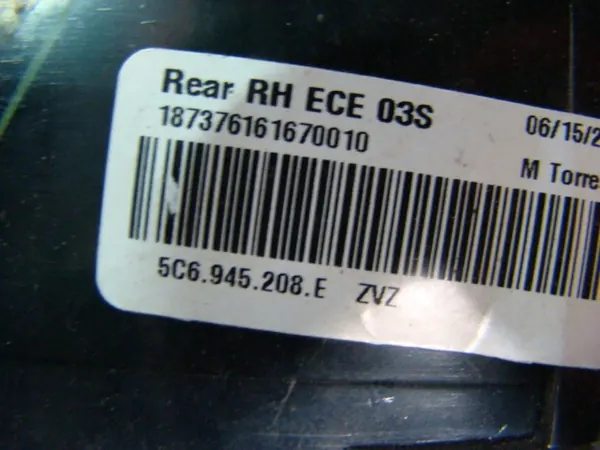 Luz Trasera Derecha VW Jetta Lift LED 5C6945208E image 4