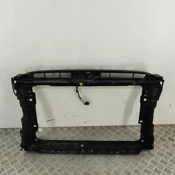 Kokonainen Etupää VW Passat Variant B8 2.0L 3G0805588N image 2