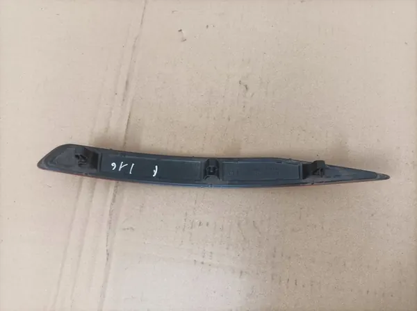 Vasen puskurin heijastin VW Golf Sportsvan image 2