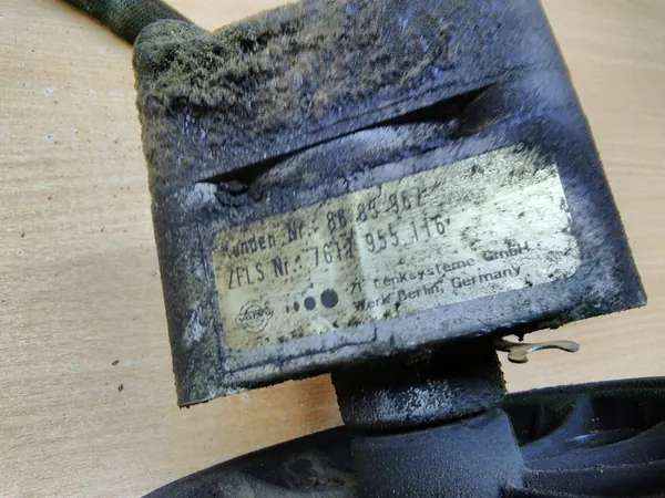 Bomba de direção assistida Volvo S80 OE 8683967 image 4