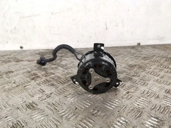 Hyundai i40 Radiatorventilator OEM FBZ15346 - Gebruikt image 4
