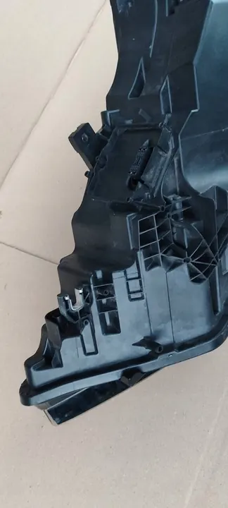 Farol dianteiro direito Audi A8 S8 D5 image 8