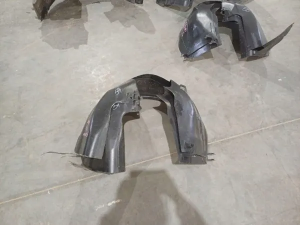 Rechter wielkast OEM 7357096550 voor Fiat Fiorino image 2