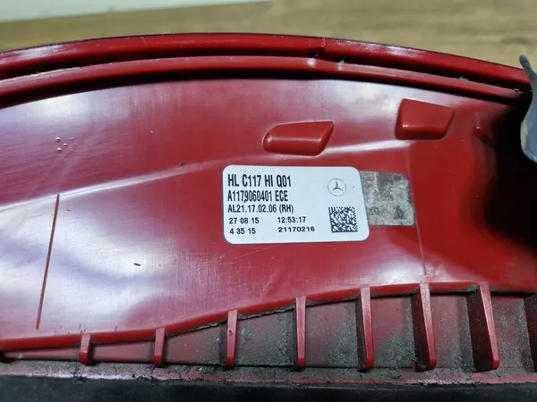 Luz trasera derecha Mercedes CLA W117 A1179060401 image 3