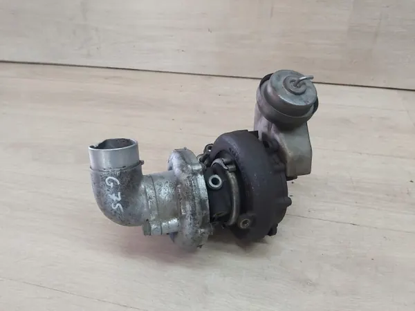 Turbo Toyota OEM 17201-0R020 para Avensis T25 2.0/2.2 d4d image 2