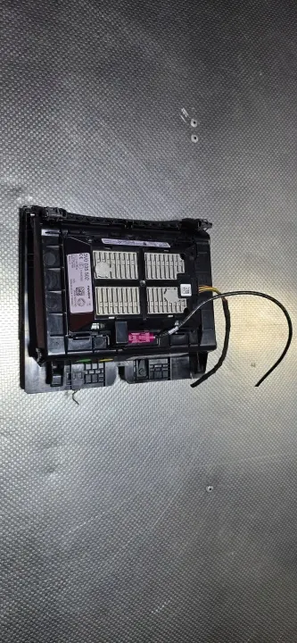 Skoda OE inductietunnellader 3V0035502 image 2