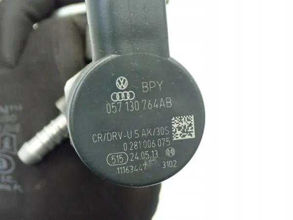 Capteur de rampe d'injection OEM 057130764AB 1.6TDI image 4