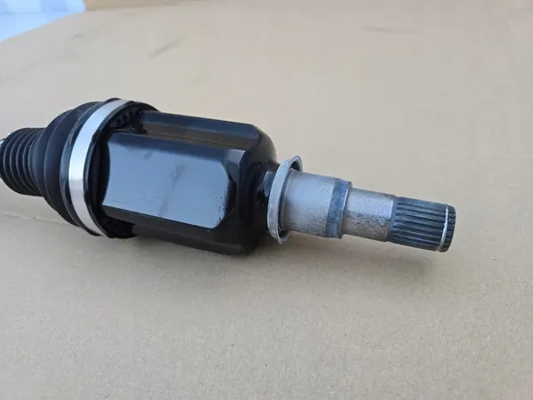 MERCEDES 4 MATIC PÓŁOŚ AMG A2053305710 image 3