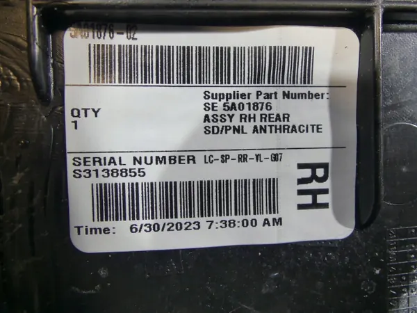 BMW X7 G07 Kofferbak Zijbekleding OEM 5A01876 5A018A0 image 5