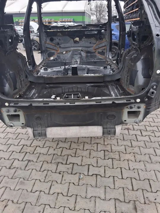 Rear Bumper Volvo XC40 Paint 717 image 2