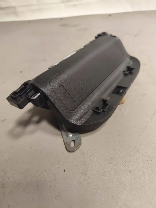 Opel Mokka B 2024 Sidokudde OEM 34330074D image 2
