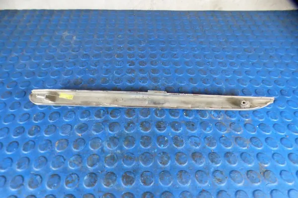 Puskimen koristeoikea 86582-3U000 KIA SPORTAGE III image 2