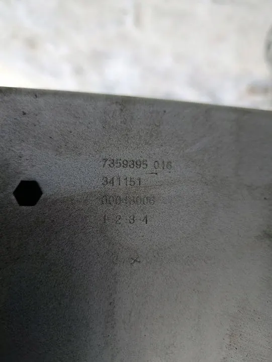 Para-lama dianteiro esquerdo BMW 7 2016 OEM 7335363 image 8