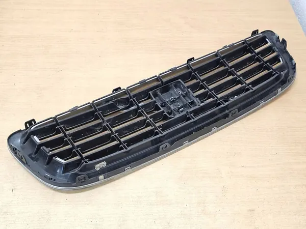VOLVO S40 V50 GRILL 30744915 image 3