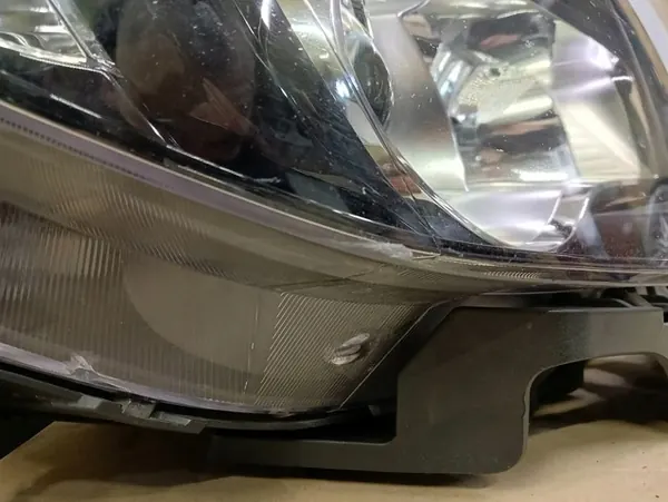 Rechtes Bi-Xenon-Scheinwerfer Opel Mokka I 12-16R image 2