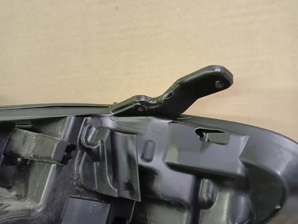 Rechtes Bi-Xenon-Scheinwerfer Opel Mokka I 12-16R image 5