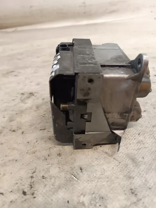 Chauffe-eau OEM 21351235 pour Mercedes W203 2.2 CDI image 4