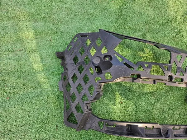 Supporto paraurti anteriore VW Passat 15- Destro OE image 2