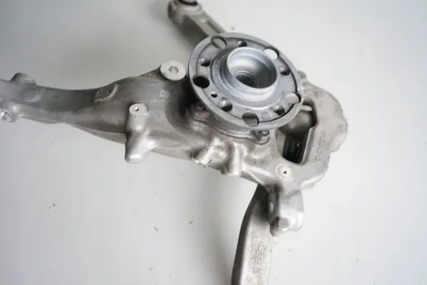 Mozzo anteriore sinistro con bracci Mercedes Classe S W223 image 2