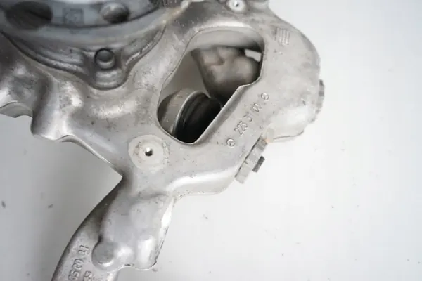 Mozzo anteriore sinistro con bracci Mercedes Classe S W223 image 3