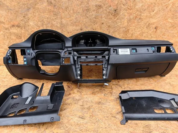 BMW 3 E90-E93 instrumentpanel OEM - Komplett svart NAVI image 9
