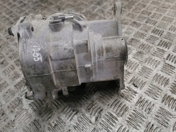 Boîte de transfert Land Rover OEM K8D27L486 - Occasion image 6