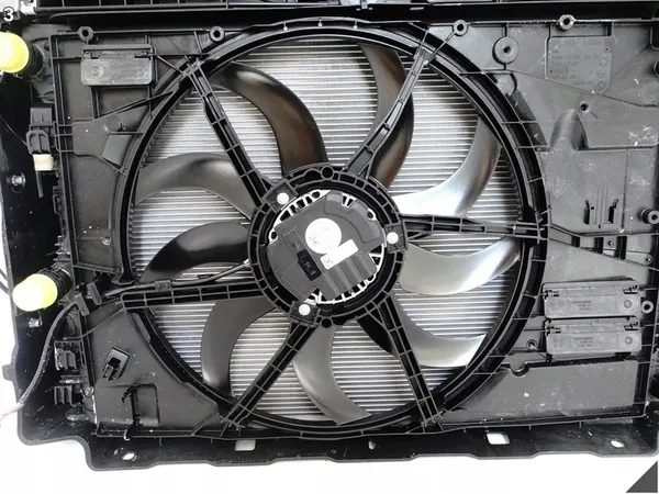 VW TIGUAN III Frontverstärkung 2.0 TDI OEM 5WA959455B image 4