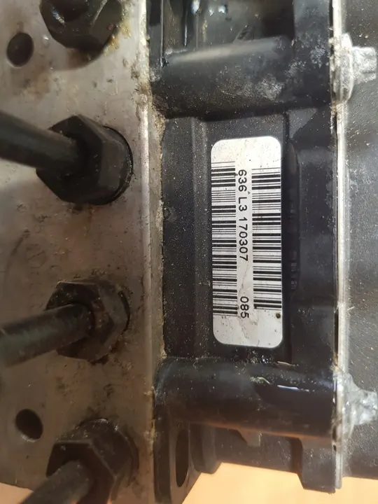 Bomba ABS AUDI A4 B7 8E0910517H014 image 3