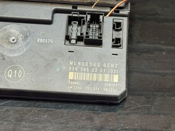 Módulo SAM Mercedes W639 OEM 6395450301 image 3