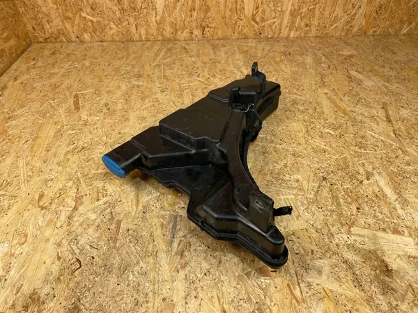 Pyyhkijännestesäiliöpumppu VW Skoda Seat Audi image 5