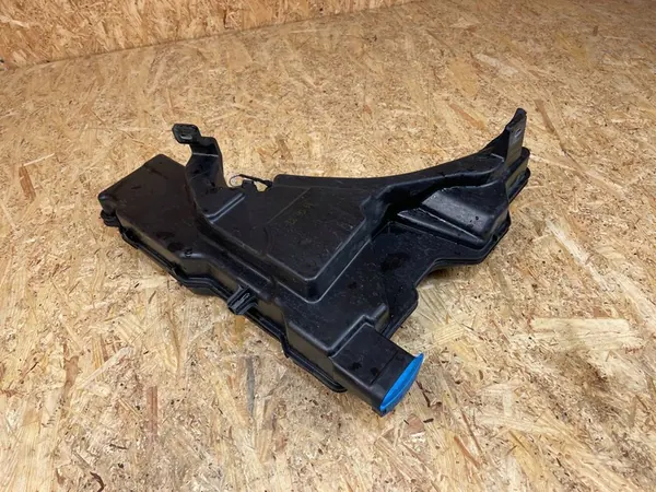 Pyyhkijännestesäiliöpumppu VW Skoda Seat Audi image 8