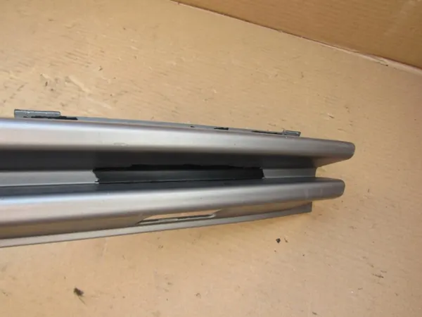 Tappo Griglia Anteriore Destro Mercedes W140 image 3