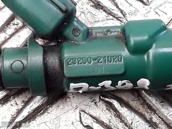 2006 Toyota Prius Injektor 1500 Bensin 2325021020 image 3