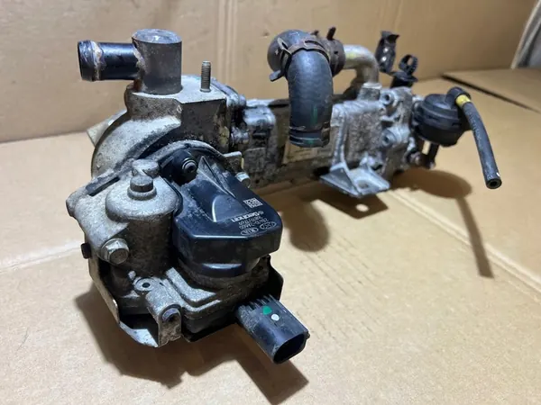 KIA SPORTAGE IV 1.7 CRDI EGR-Jäähdytin 28420-2A610 image 2