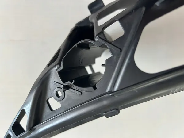 Suporte de Para-choque Frontal Esquerdo Volkswagen Golf 6 OEM 5K0 image 8