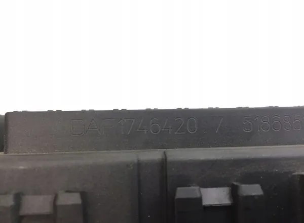 Caixa de fusíveis DAF OEM 1746420 - Estado usado image 5