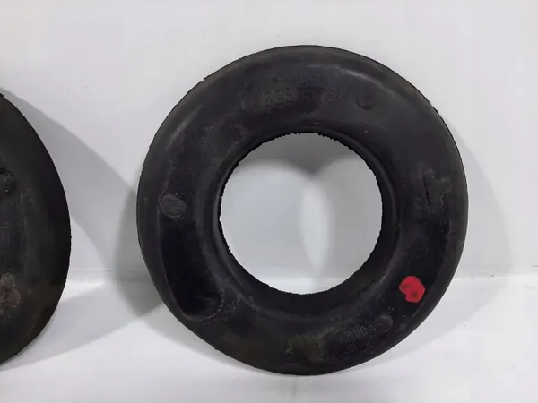 Dodge RAM 1500 Coussinets Ressort Arrière OEM 52855789AB image 5