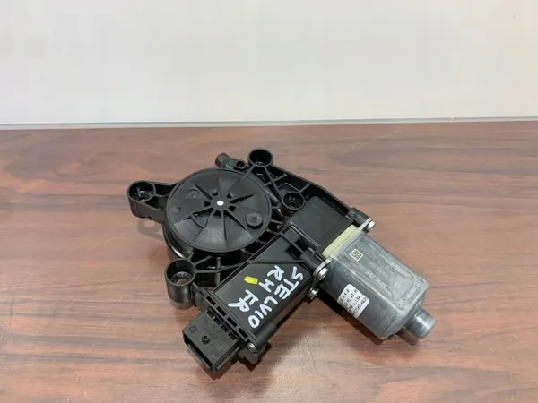 Motor de ventana puerta delantera Alfa Romeo Stelvio OEM M16222 image 2