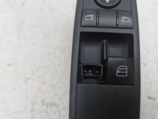 Raamknop links Mercedes-Benz A W169 2008 image 2