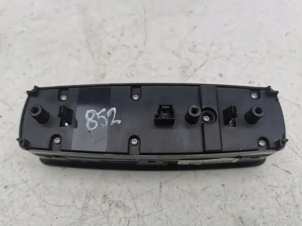 Raamknop links Mercedes-Benz A W169 2008 image 4