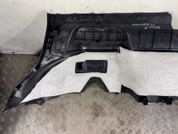 Mitsubishi Outlander Reserverad-Abdeckung OEM 7230A766 image 7