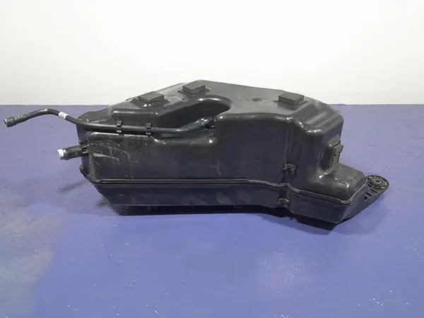BMW AdBlue-tank OEM 7440009 för X7 G07 3.0D image 2