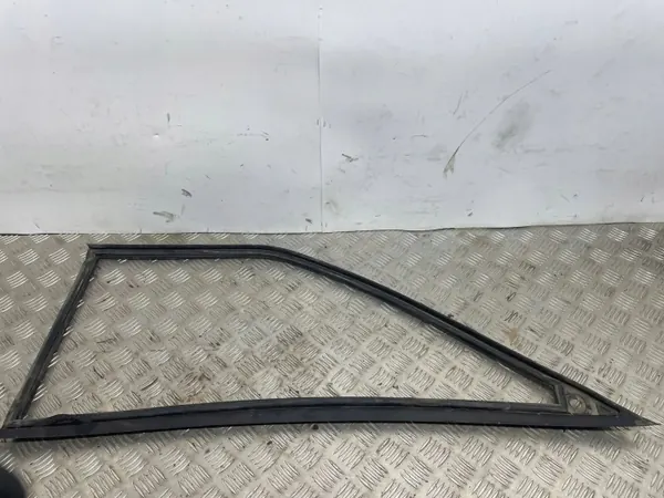 DTS2982 Hecktür Fensterdichtung links Audi Coupe image 2